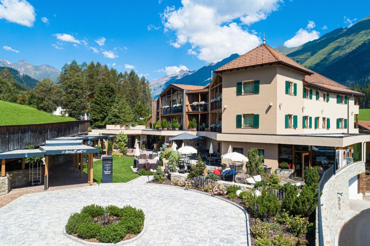 Erlebnisort Gassenhof Hotel Ridanna Exterior photo